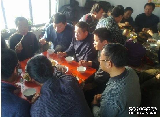 1道让南方人“颤抖”的东北菜,吃1次一辈子忘不掉