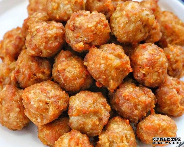 同学聚会点了9个菜,满满家乡记忆,每道都抢手,女生也能吃3碗饭
