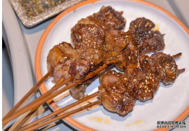 让南方人“反感”的4种小吃,烤腰子竟上榜,它是北方人心头爱