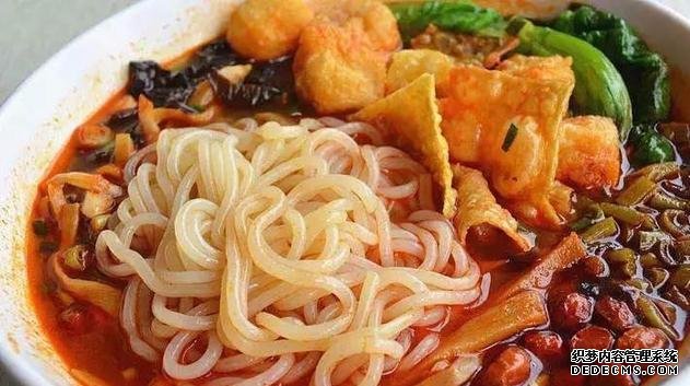 中国以“臭”为美的4种美食,臭豆腐上榜,吃过的都是“勇士”