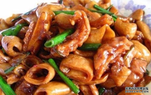 中国以“臭”为美的4种美食,臭豆腐上榜,吃过的都是“勇士”
