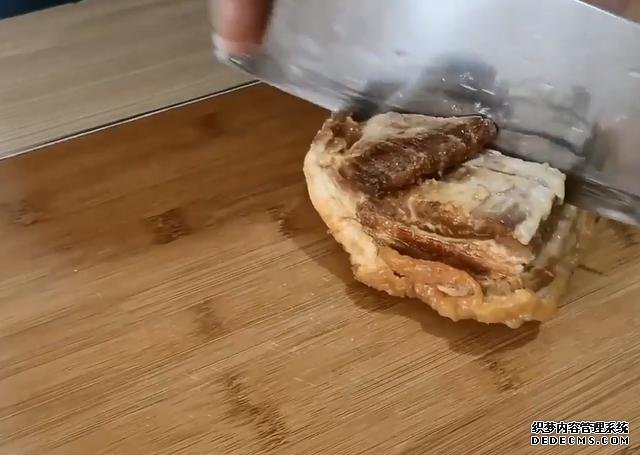 五花肉别只会红烧了,教你一个新做法,软烂入味特解馋,太好吃了