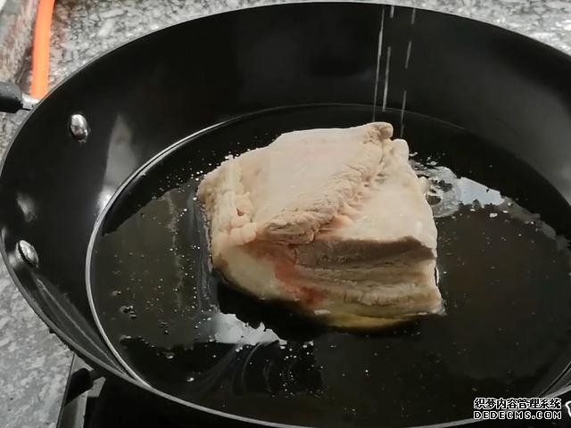 五花肉别只会红烧了,教你一个新做法,软烂入味特解馋,太好吃了