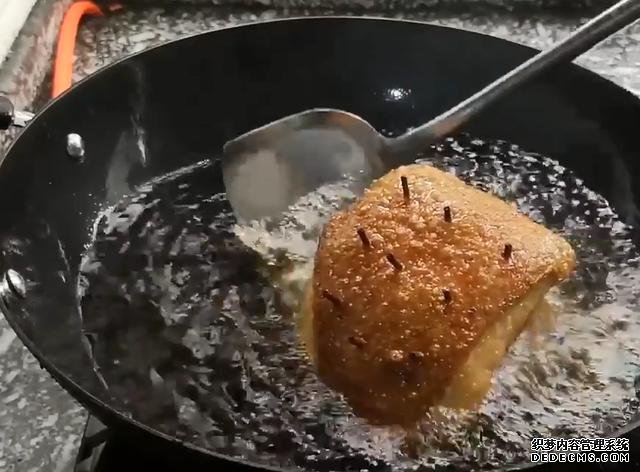 五花肉别只会红烧了,教你一个新做法,软烂入味特解馋,太好吃了