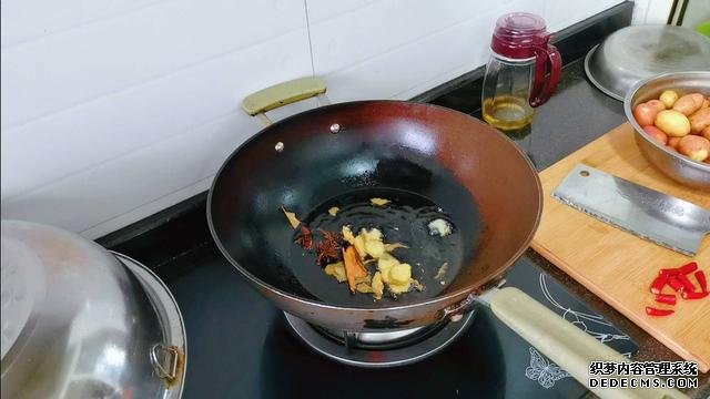 它被称为“小人参”,南方3月吃最鲜美,8毛钱一斤,咋都吃不腻