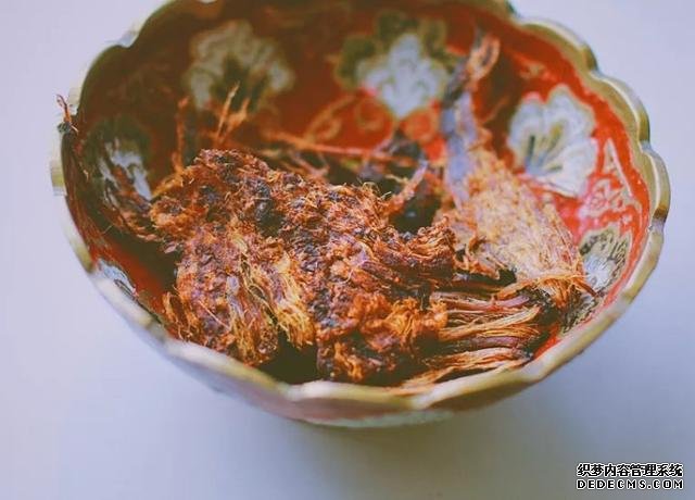 学生党“敢看不敢买”的四种零食,心中爱到不行,奈何要价太高