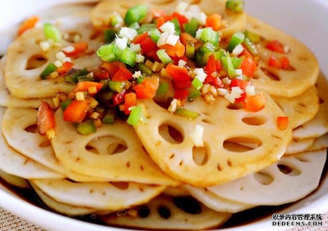 凉拌藕片好吃的正确做法,饭店大厨都在用,脆嫩可口,清爽解腻