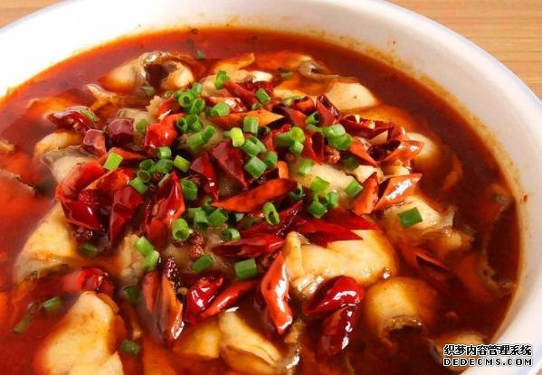 家庭版自制水煮肉,肉嫩软滑,麻辣鲜香,每次做都不够吃