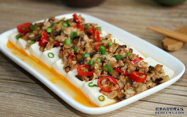 15种豆腐做的菜品,不管是家里还是餐馆都是比较受欢迎的