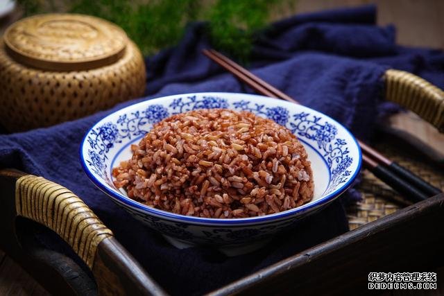 春天不想长胖,4道主食别错过,低脂饱腹,越吃越瘦