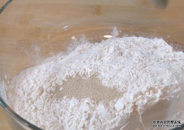 肉夹馍在家轻松做，馍香肉更香，一看就会，咋做都不废！