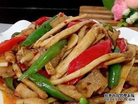 萝卜泡菜,酱香茶树菇,香蕉松饼这几道家常菜的做法