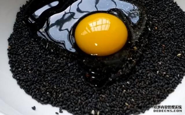 活了30年，才知道黑芝麻加鸡蛋这样做这么好吃，营养解馋，流口水