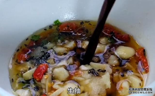 春天要多吃胡萝卜,教你秘制新吃法,不炒也不腌,上桌3斤吃不够