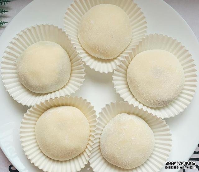 宅在家里做甜品雪媚娘,软软糯糯,入口即化,做法超简单,零失败