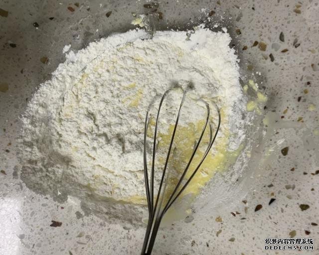 鸡蛋这么美味的做法,估计没有人尝试过,在国外可是很流行