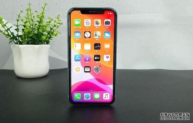 跌至4399,iPhone11来到“小米价”,低价策略还管用吗?