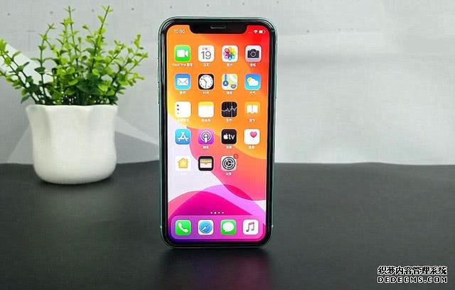 跌至4399，iPhone11来到“小米价”，低价策略还管用吗？