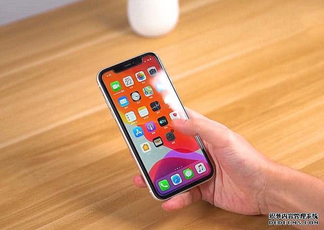 跌至4399，iPhone11来到“小米价”，低价策略还管用吗？