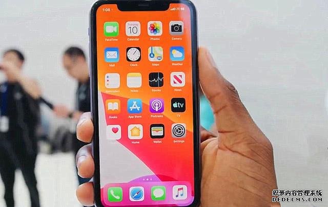 跌至4399，iPhone11来到“小米价”，低价策略还管用吗？