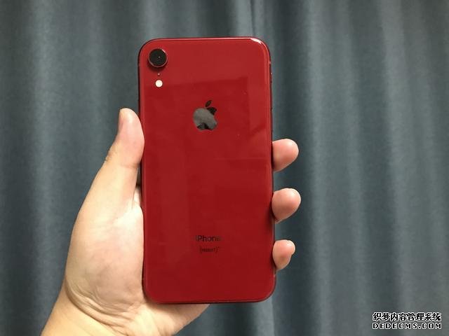 苹果顶不住了,iPhone XR 128GB彻底跌成小米价,不买小米10了!