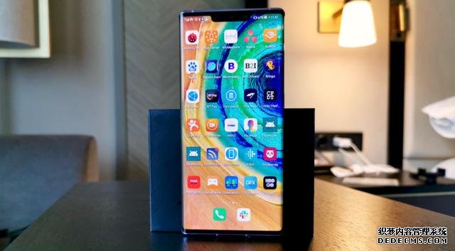 嘴上支持华为,然后下单苹果?iPhone 11再次成为销量冠军!