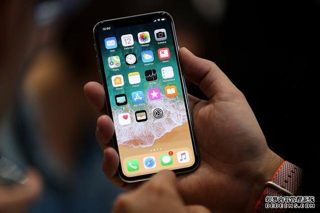 最保值的一款iPhone,苹果的“翻身”之作,出道即巅峰