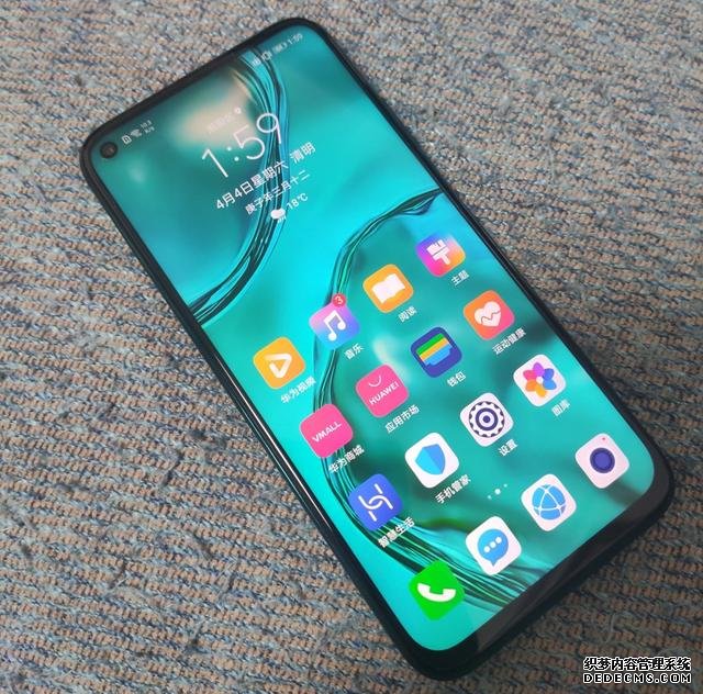 被称为华为版的“iPhone 11”,从2199跌至1499,8GB运存+40W快充