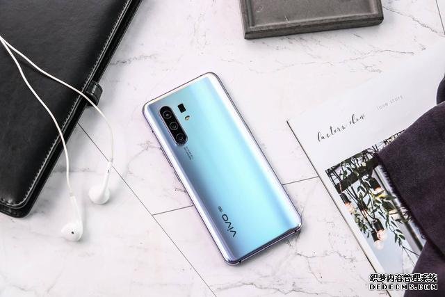 双模5G直降300元！4350mAh+AMOLED屏+8GB，网友：终于等到了