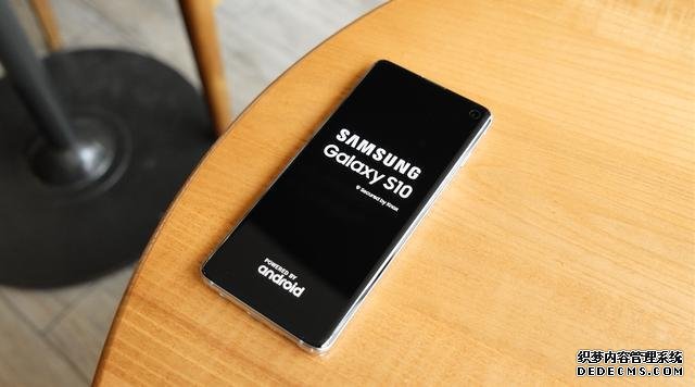 从5999跌至3268,AMOLED+IP68防水+超声波屏下指纹,三星妥协了