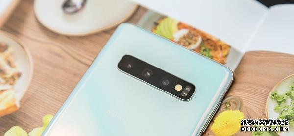 从5999跌至3268,AMOLED+IP68防水+超声波屏下指纹,三星妥协了