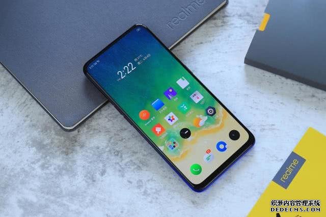 目前最香的百元机?IMX586+升降式镜头,还支持屏幕指纹