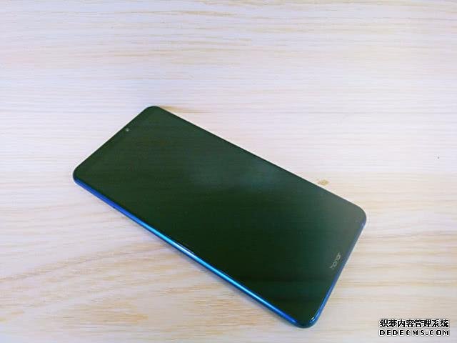 荣耀Note20官宣?麒麟990+超大电池,价格让粉丝惊喜