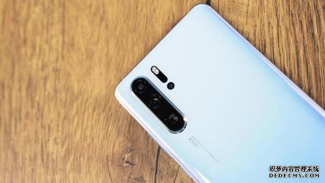 从5488跌至3488,4200mAh+IMX600+50倍变焦,网友:终于等到了