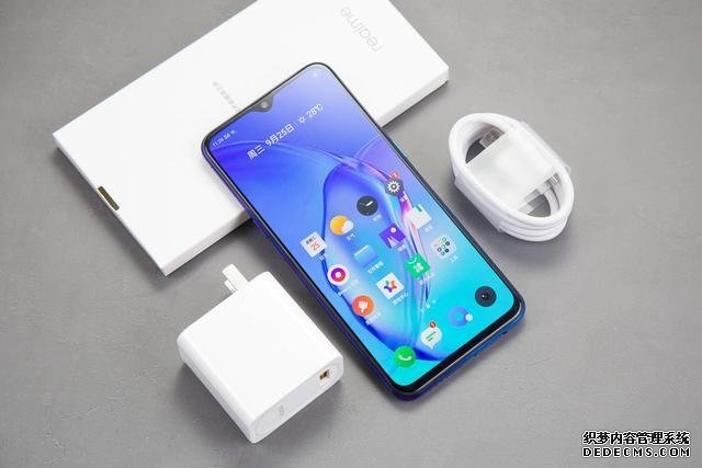 跌至1799元,AMOLED屏+屏下指纹+4000mAh+128GB,国产千元机
