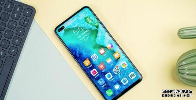 卢伟冰真没说谎,荣耀首款5G即将降至新低,网友:价格更感人