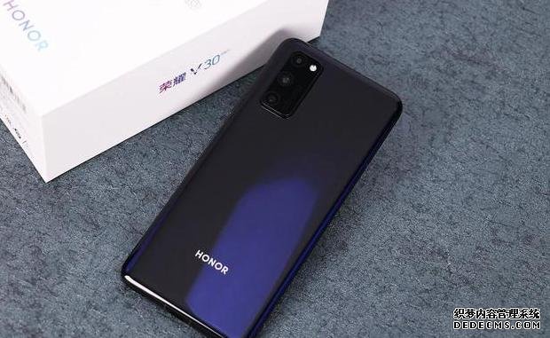 卢伟冰真没说谎,荣耀首款5G即将降至新低,网友:价格更感人
