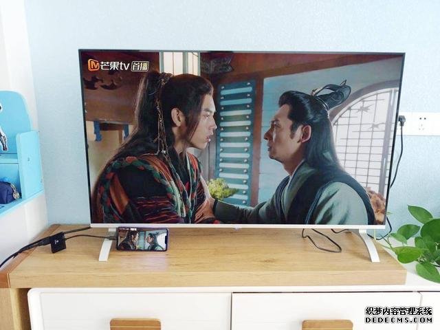 做个抬头党,毕亚兹Type-C转HDMI、VGA转换器给你大屏追剧体验