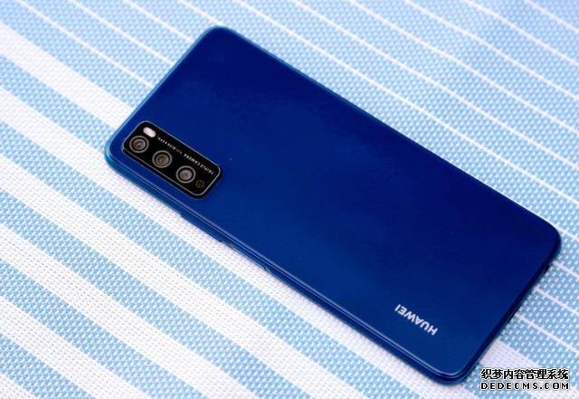 华为搅局5G市场,4000mAh+90Hz+4800万三摄,售价仅千元