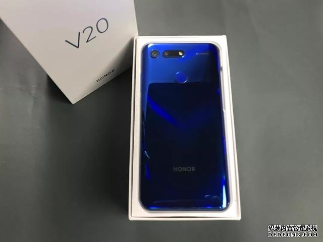 华为的这三款旗舰手机,买了的人都爱不释手