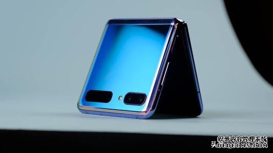 叠屏手机普及有望?三星Galaxy Fold Lite曝光,售价7792元