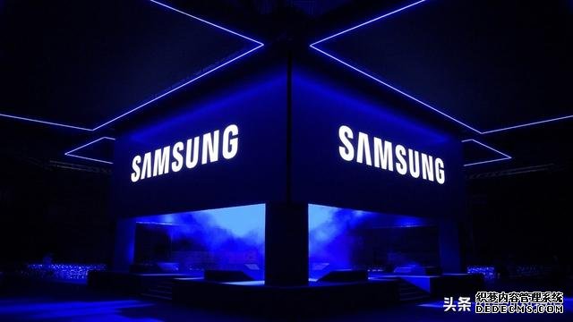 叠屏手机普及有望?三星Galaxy Fold Lite曝光,售价7792元