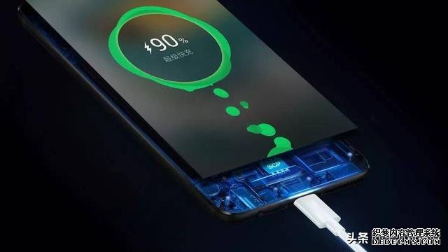 机海战术!OPPO Reno4系列曝光,后置相机设计致敬苹果?