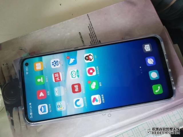 好用不贵,不到两千元的四款5G手机,跑分53万+144Hz仅1998元