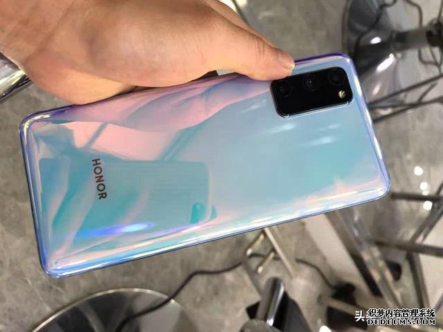 双模5G+4200大电池+40W快充,华为麒麟990手机,发布半年跌至2499