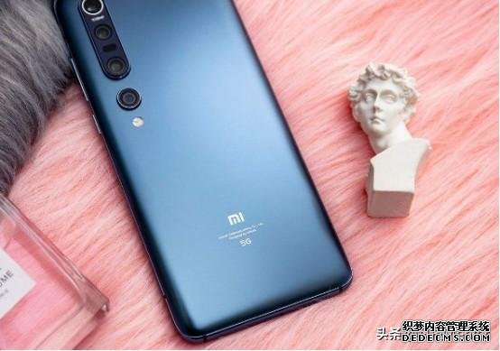 小米10迎来首次降价,骁龙865+1亿像素,用户的福利