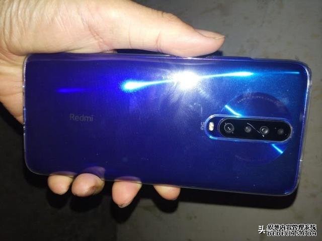 雷军给力十足,最便宜5G手机仅1399元,还有120Hz高刷新率+IMX686