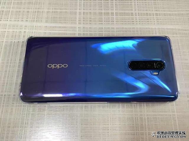 OPPO彻底清仓,跑分50万+8GB运存+90Hz+65W快充,跌至2299元