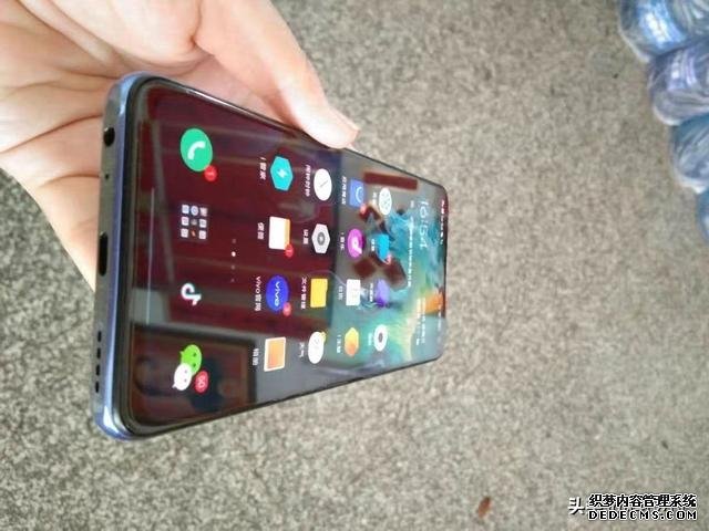 vivo再次爆发,144Hz刷新率+44W快充,骁龙856手机跌至2398元