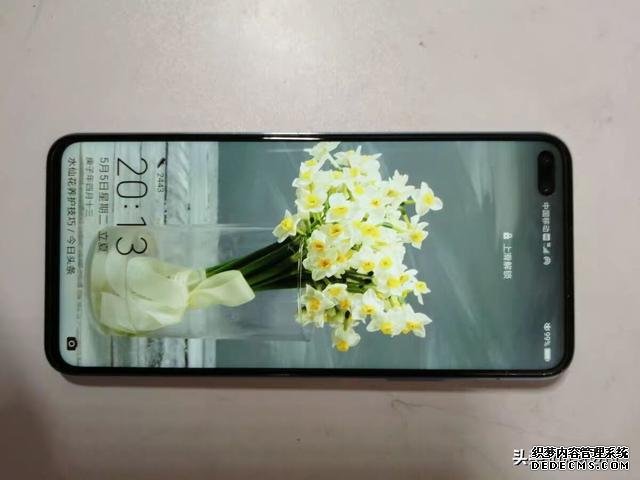 5G双模+4200大电池+40W快充,华为麒麟990手机从3299跌至2599元